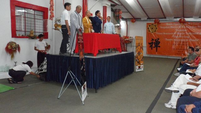 Presentación y bienvenida a la clase-taller de Shaolin Baduanjin en la Fundación Cultural China de Kung Fu.