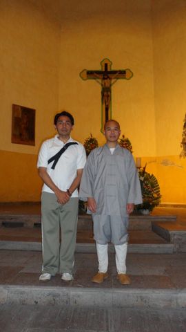El Gran Maestro Shi De Yang junto al Maestro Ismael Lara quien fue el traductor oficial en esta visita.